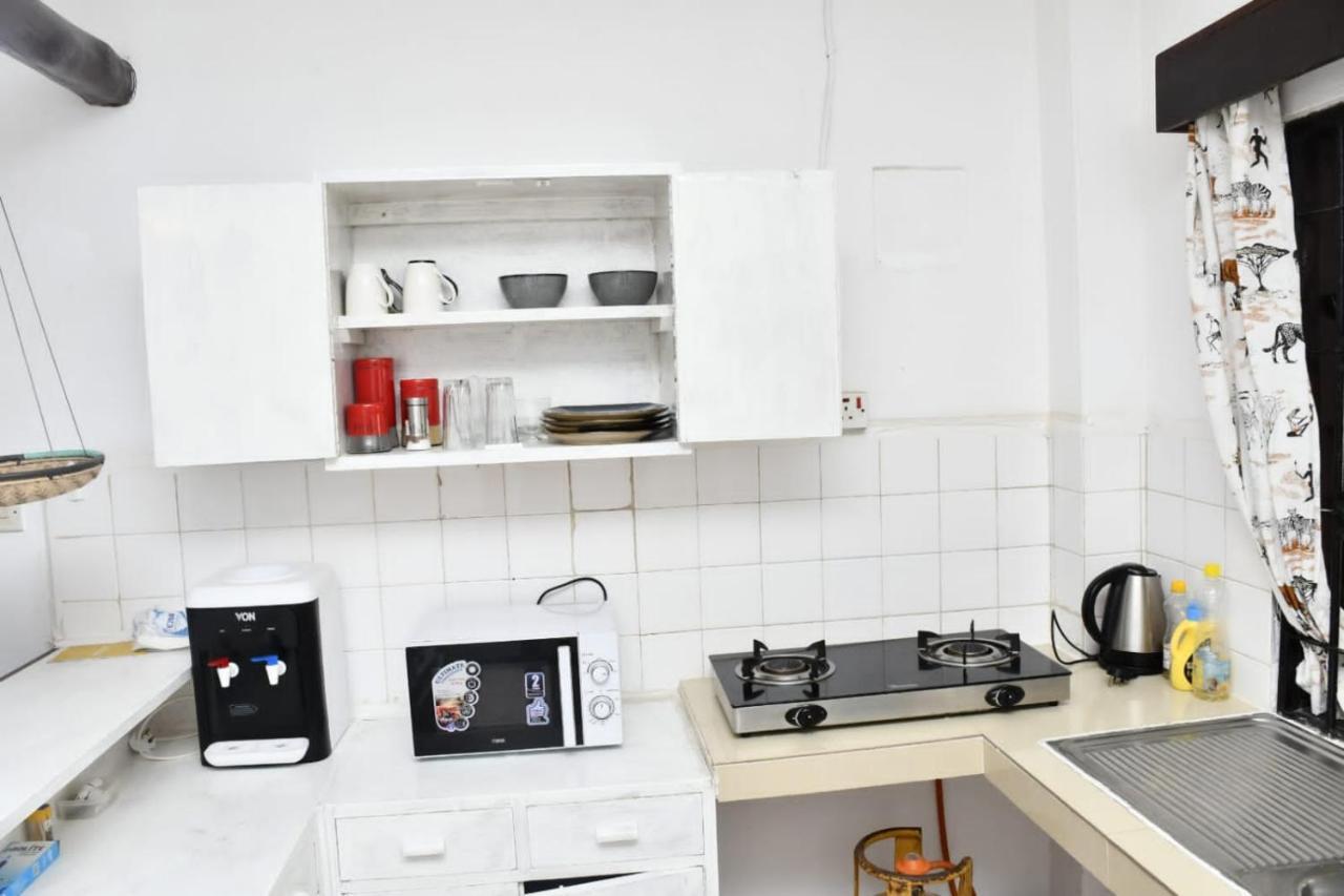 Mavericks Convenient Cozy Loft In Diani'S Cbd ウクンダ エクステリア 写真