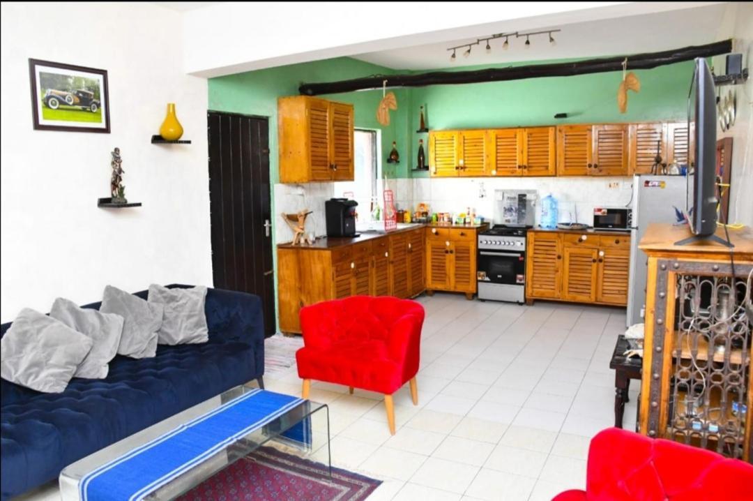 Mavericks Convenient Cozy Loft In Diani'S Cbd ウクンダ エクステリア 写真