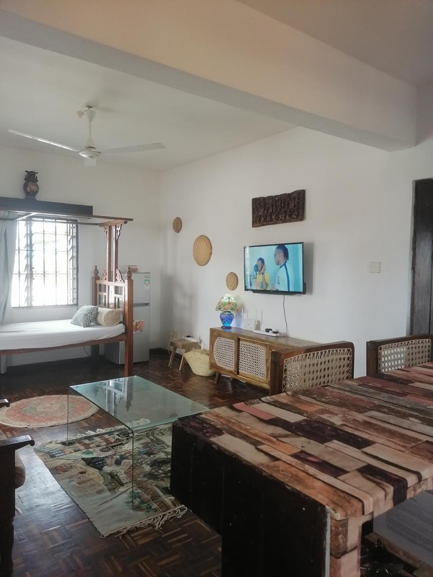 Mavericks Convenient Cozy Loft In Diani'S Cbd ウクンダ エクステリア 写真