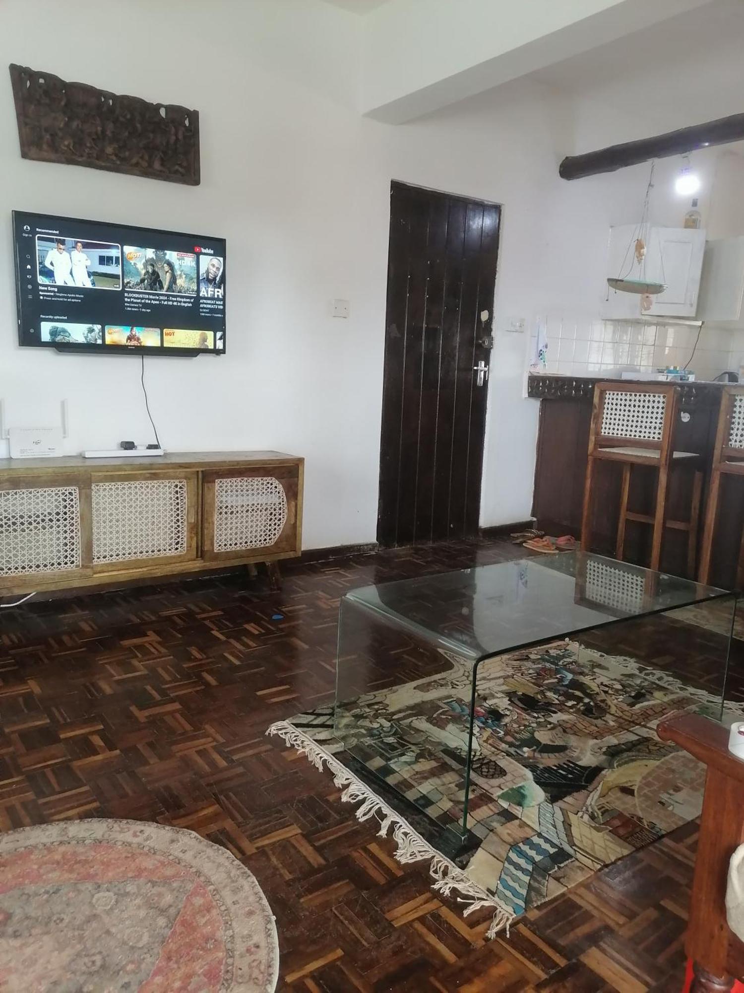Mavericks Convenient Cozy Loft In Diani'S Cbd ウクンダ エクステリア 写真